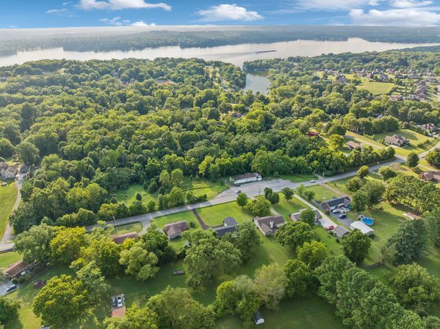 1896 Saundersville Ferry Rd, Mount Juliet, TN 37122