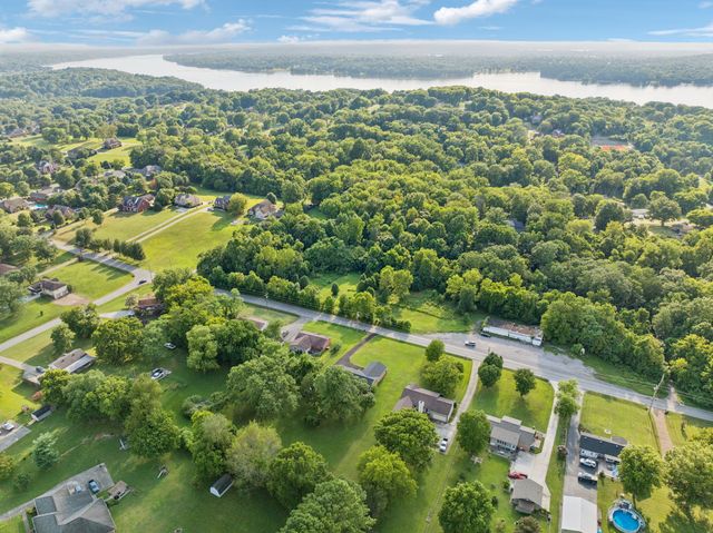 1896 Saundersville Ferry Rd, Mount Juliet, TN 37122