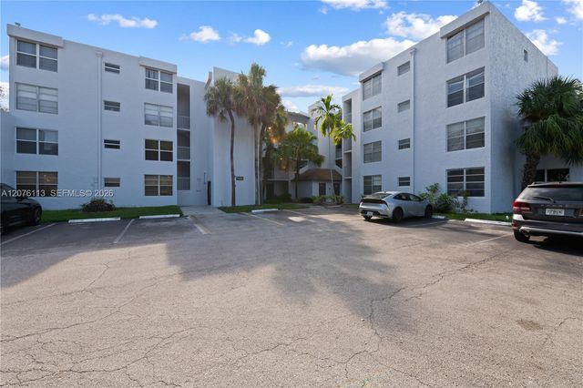 9400 Live Oak Place 305, Davie, FL 33324