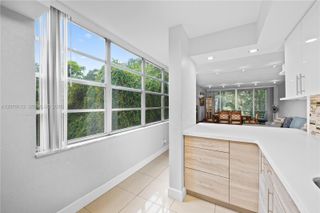 9400 Live Oak Place 305, Davie, FL 33324