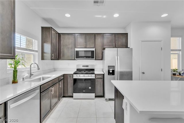 94 Golden Aria Avenue, Henderson, NV 89011