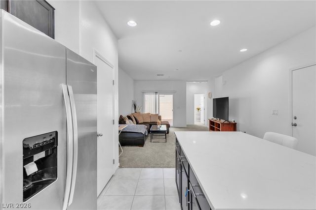 94 Golden Aria Avenue, Henderson, NV 89011