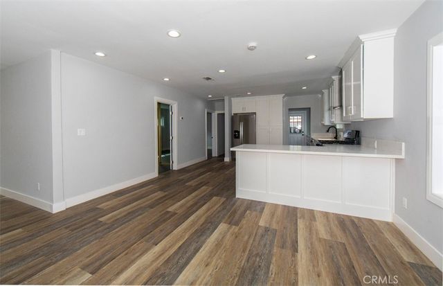 1919 W 82nd Street, Los Angeles, CA 90047