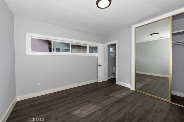 1919 W 82nd Street, Los Angeles, CA 90047