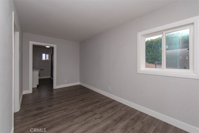 1919 W 82nd Street, Los Angeles, CA 90047