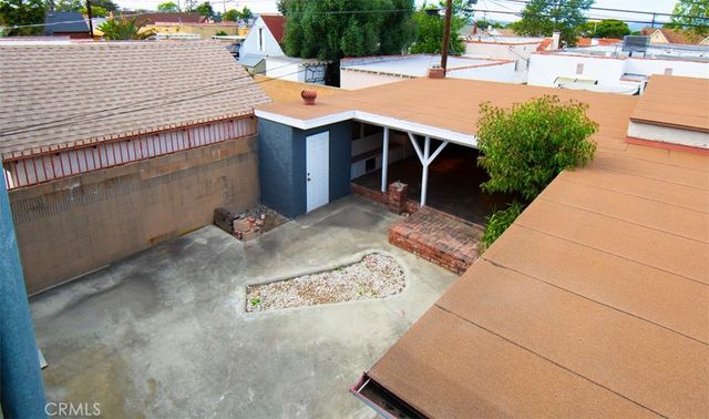 1919 W 82nd Street, Los Angeles, CA 90047
