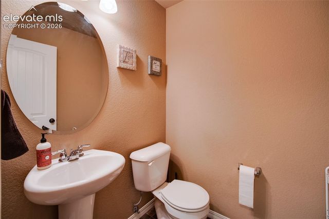 3641 Desert Willow Lane, Colorado Springs, CO 80925