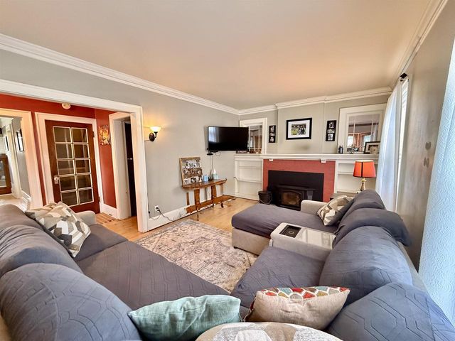 447 S PARK AVENUE, Fond Du Lac, WI 54935