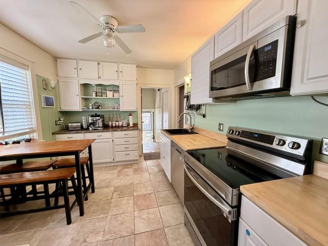 447 S PARK AVENUE, Fond Du Lac, WI 54935