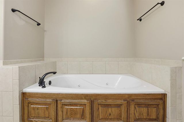 2821 W Marbel Drive, Norman, OK 73069