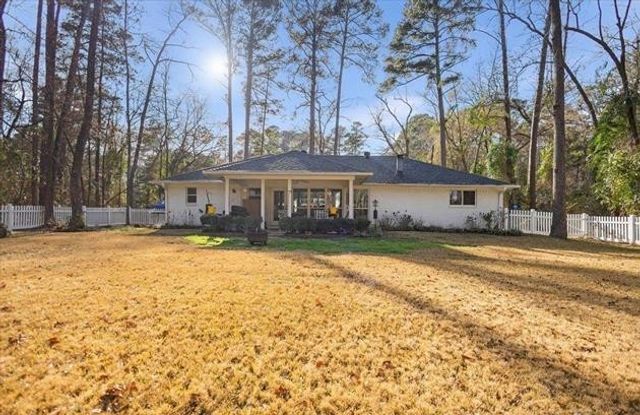 1617 Orchard Lane, Hideaway, TX 75771