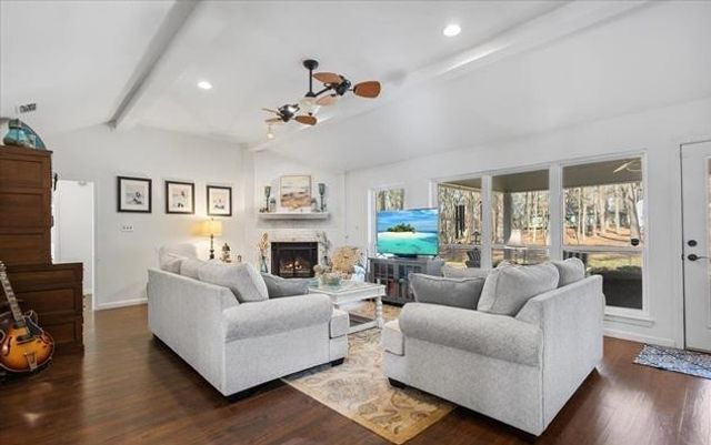 1617 Orchard Lane, Hideaway, TX 75771