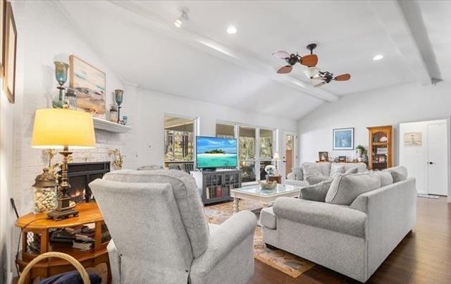 1617 Orchard Lane, Hideaway, TX 75771