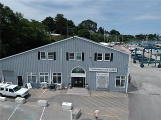 3 Division Street 2A, Warwick, RI 02818