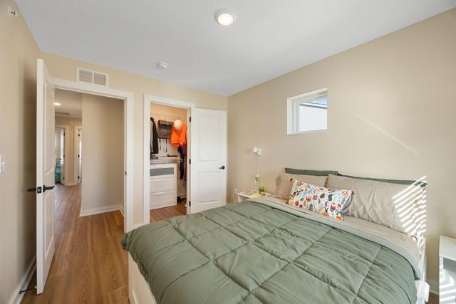 2166 Cottage Avenue E 3, Saint Paul, MN 55119