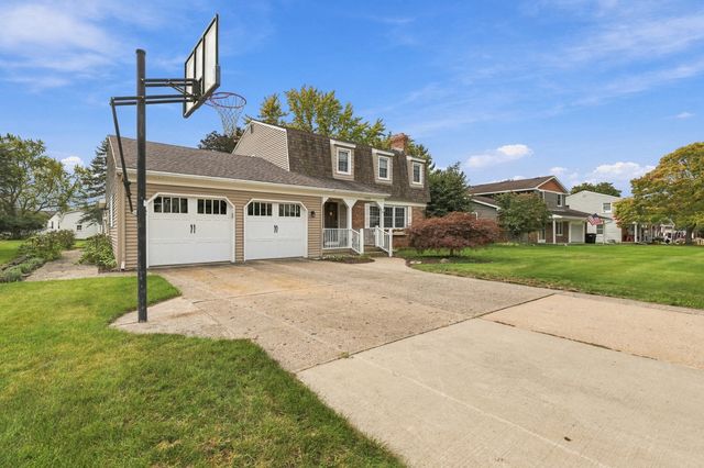 3348 Tomahawk Drive SW, Grandville, MI 49418