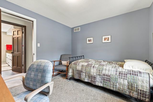 3348 Tomahawk Drive SW, Grandville, MI 49418