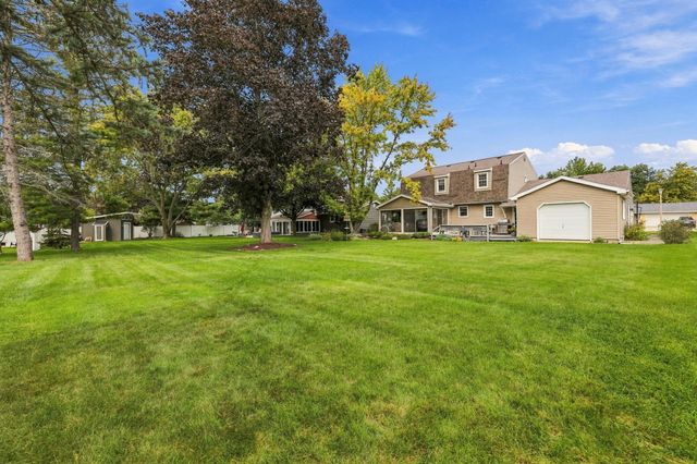 3348 Tomahawk Drive SW, Grandville, MI 49418