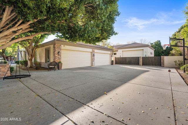 3765 E PALM Street, Mesa, AZ 85215