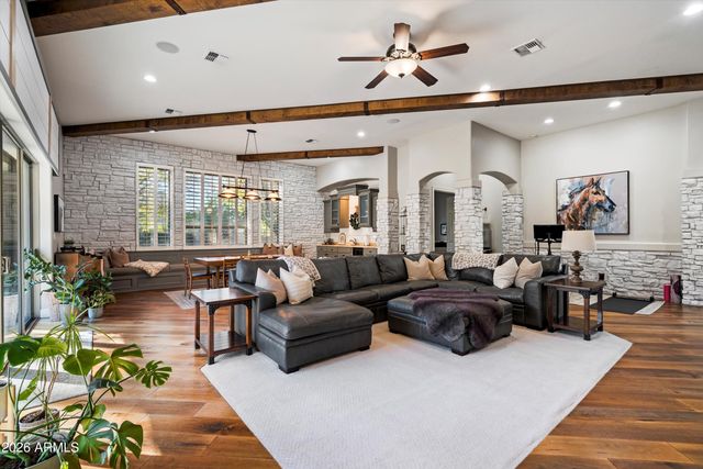 3765 E PALM Street, Mesa, AZ 85215