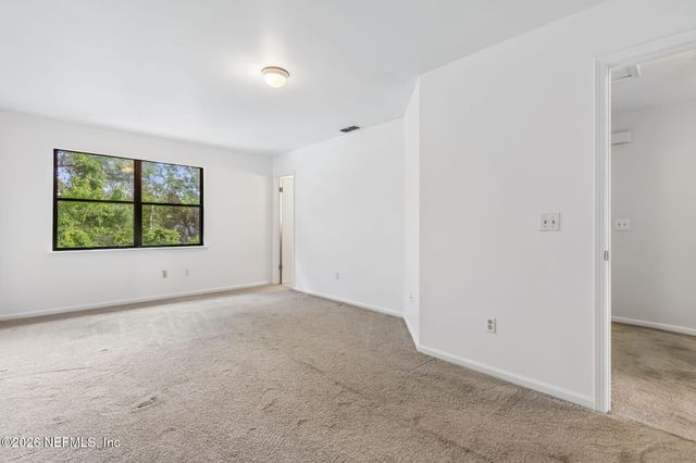 4063 LAURELWOOD Drive, Jacksonville, FL 32257