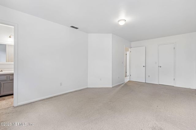 4063 LAURELWOOD Drive, Jacksonville, FL 32257