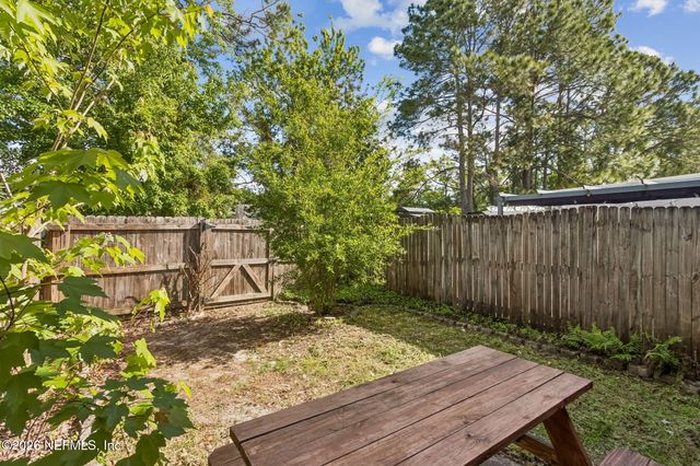 4063 LAURELWOOD Drive, Jacksonville, FL 32257