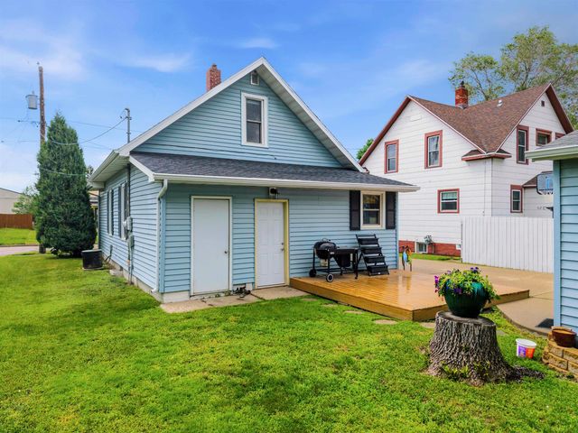 522 6th ST NE, Minot, ND 58703
