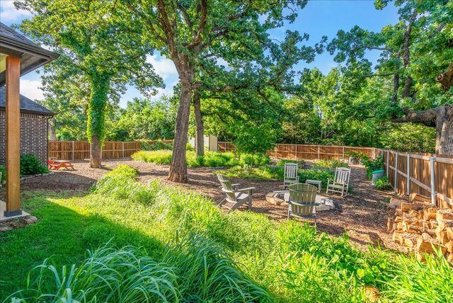 184 Lakeview Circle, Pilot Point, TX 76258