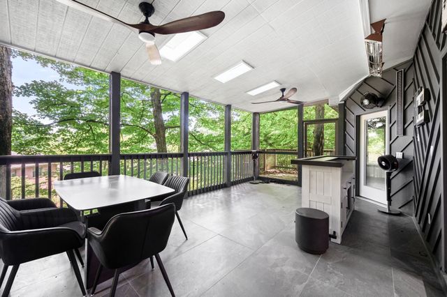 700 Harpeth Trace Dr, Nashville, TN 37221