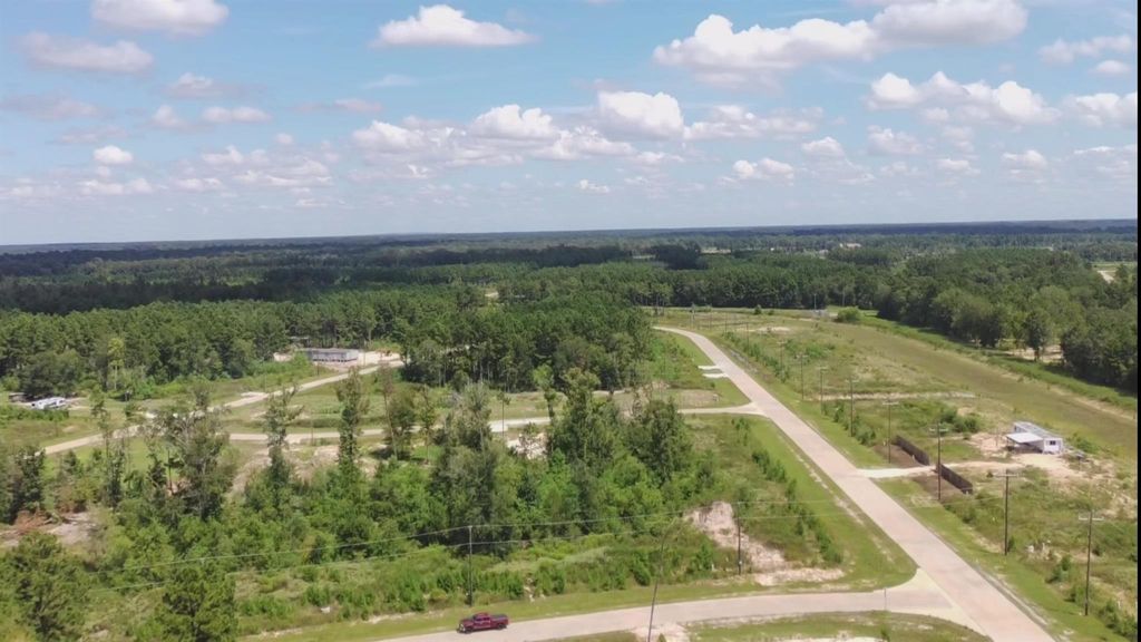 204 Road 5913, Cleveland, TX 77327
