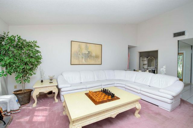 12403 Westhall Place, Wellington, FL 33414