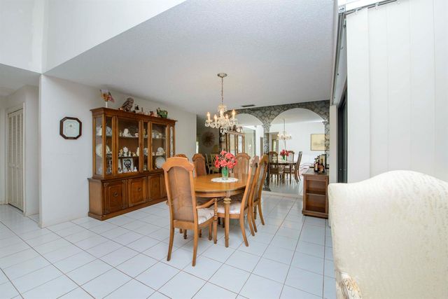 12403 Westhall Place, Wellington, FL 33414