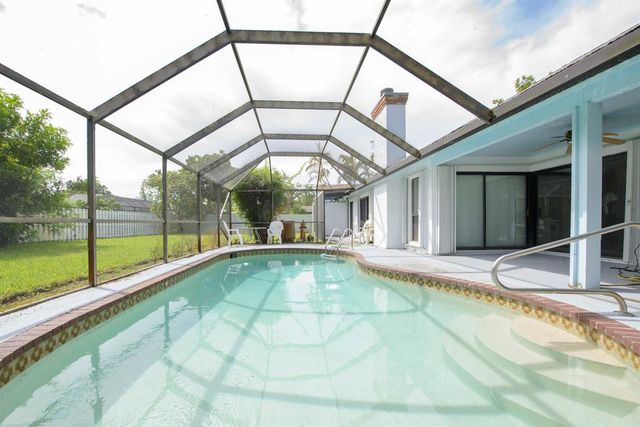 12403 Westhall Place, Wellington, FL 33414