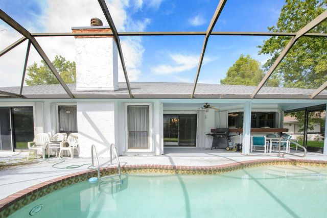 12403 Westhall Place, Wellington, FL 33414