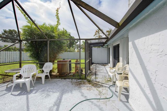 12403 Westhall Place, Wellington, FL 33414