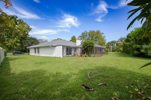 12403 Westhall Place, Wellington, FL 33414