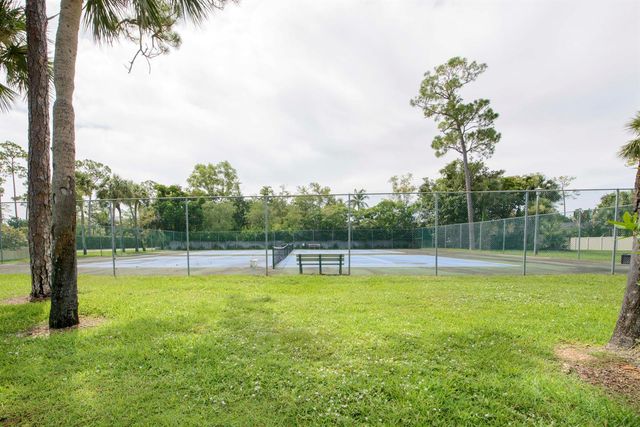 12403 Westhall Place, Wellington, FL 33414
