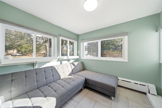 200 N Side Road, Wading River, NY 11792