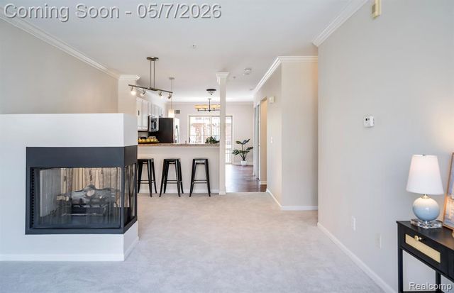 3280 Newbury Place, Troy, MI 48084
