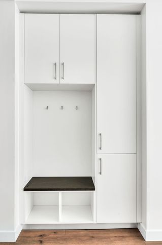 1212 Demonbreun St Apt 1210, Nashville, TN 37203