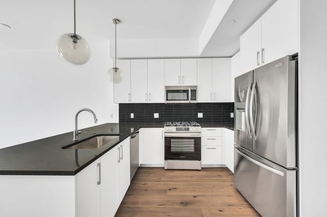 1212 Demonbreun St Apt 1210, Nashville, TN 37203