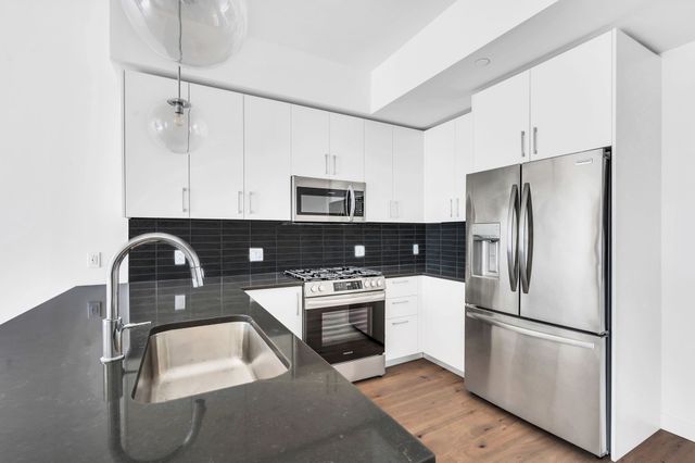 1212 Demonbreun St Apt 1210, Nashville, TN 37203