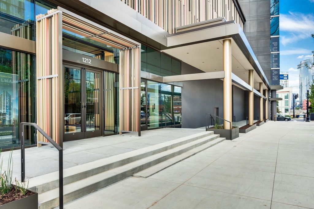 1212 Demonbreun St Apt 1210, Nashville, TN 37203