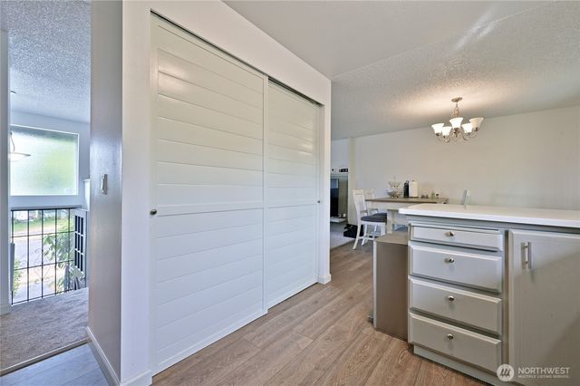 1012 E Laurel Street, Kent, WA 98030