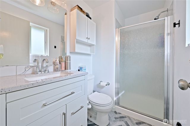 1012 E Laurel Street, Kent, WA 98030