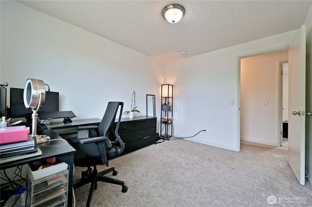 1012 E Laurel Street, Kent, WA 98030