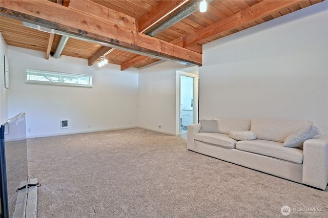 1012 E Laurel Street, Kent, WA 98030