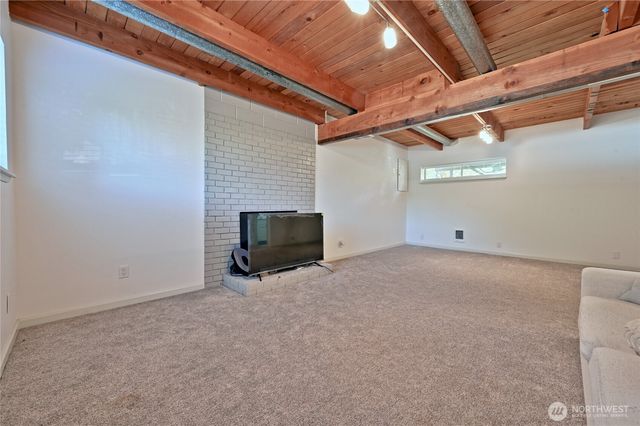 1012 E Laurel Street, Kent, WA 98030