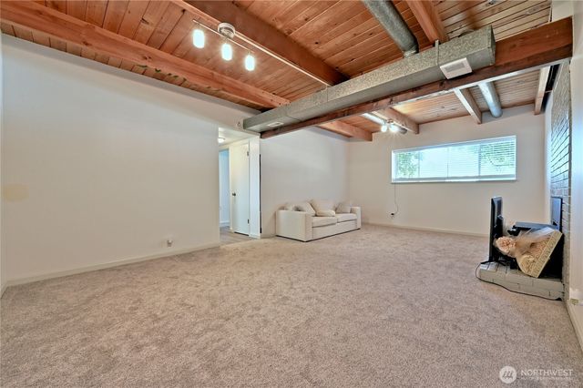 1012 E Laurel Street, Kent, WA 98030